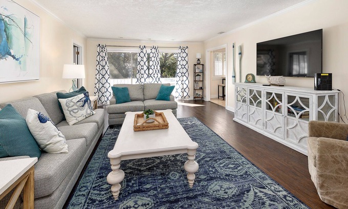 Saint Simons Island Condo | Amazing renovated Condo in Sea Palms. Perfect for golfers! St. Simons Island
