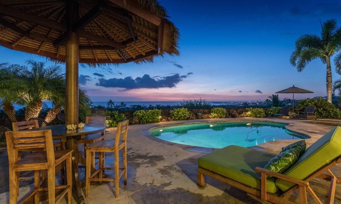 Kailua-Kona House | 🏖️Amazing Upscale Home | Private Pool, Yard, Outdoor Pond | Gorgeous Ocean Views