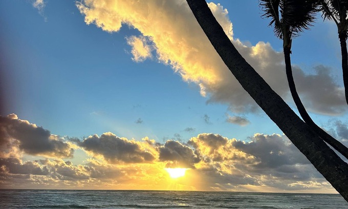 Wailua Condo | Amazing views from this ground floor, corner unit steps from the beach!