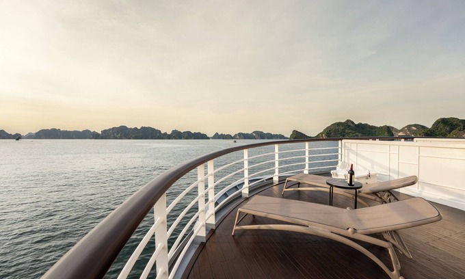 Bai Chay Boat Rental | Ambassador Signature Cruise - Lan Ha Bay
