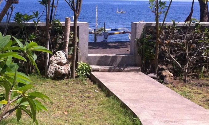 Purwakerti House | Amed Sari Beach Guesthouse