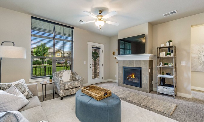 Windsor Condo | Amenities Abound!