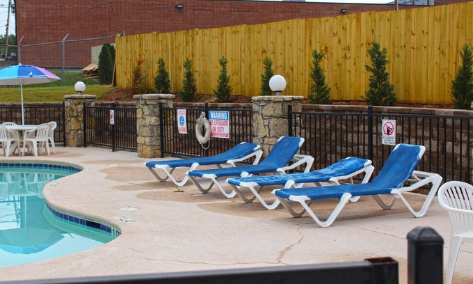 Conyers Hotel | Americas Best Value Inn Conyer