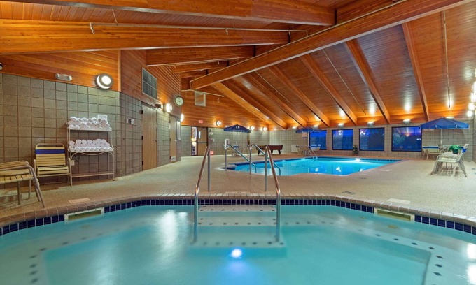 Rexburg Hotel | AmericInn by Wyndham Rexburg BYUI
