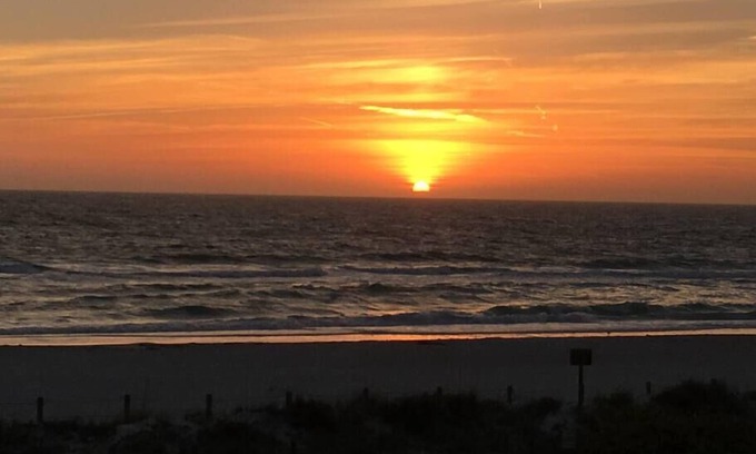 Bradenton Beach Condo | AMI Sunset View Retreat + Dog-friendly