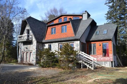 Saint-Sauveur Bed & Breakfast | Amis des Laurentides