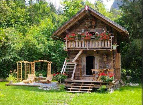 Sixt-Fer-a-Cheval Ski Chalet | Amour & Chocolat