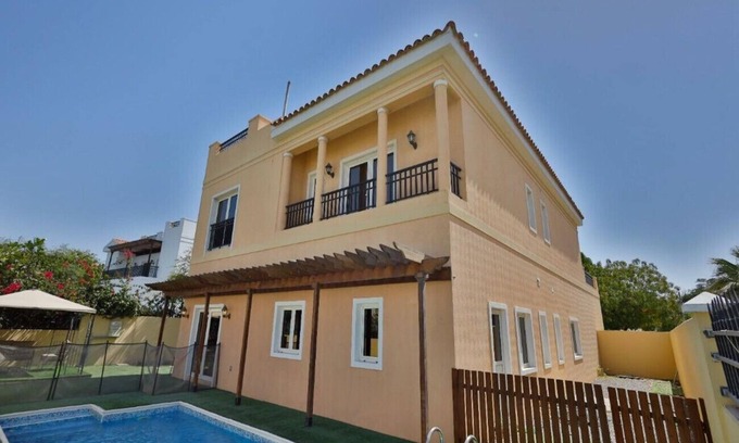Dubai Villa | Ample 5 Bedroom +Maid's Room Villa w/Private Pool