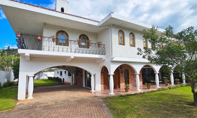 Cuenca House | Amplia y cómoda casa ubicada a 5k del Centro Históricon¡Ideal para vacacionar!