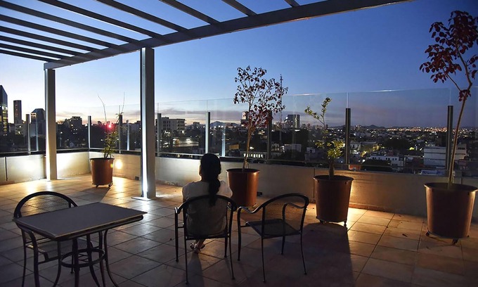 Americana Apartment | Amplio apartamento nuevo, espectaculares vistas! ¡En la Cool Colonia Americana!