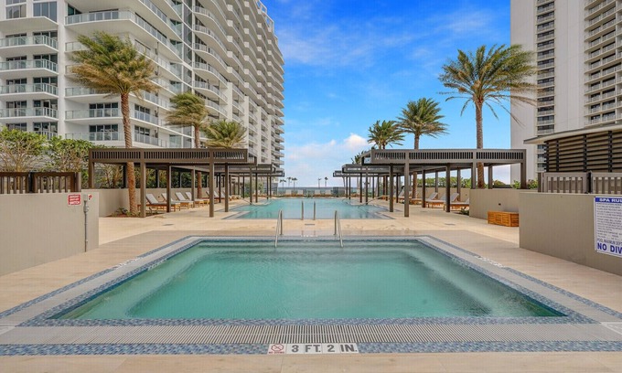 Singer Island Condo | AMRIT SPRING/SUMMER SPECIAL! Luxury Beachfront Resort/Condo 3/3