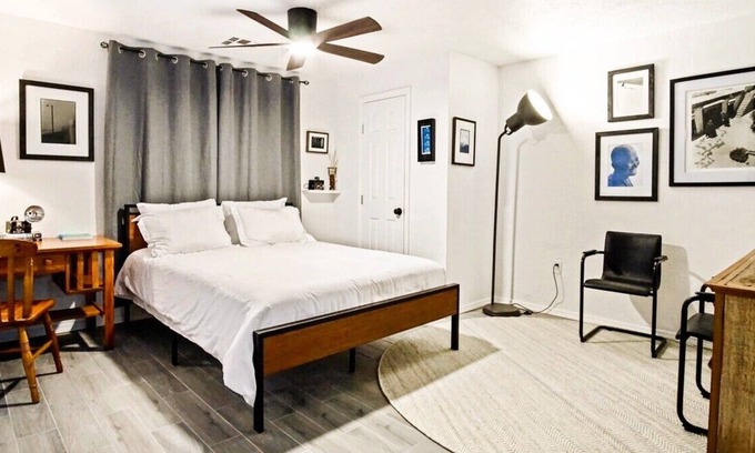 Central Oklahoma City Apartment | An affordable gem in the heart of OKC | Full Kitchen | Rain Shower