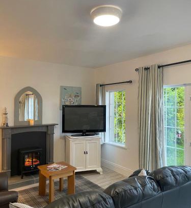 Tramore House | An Teach Beag - Dunmore East