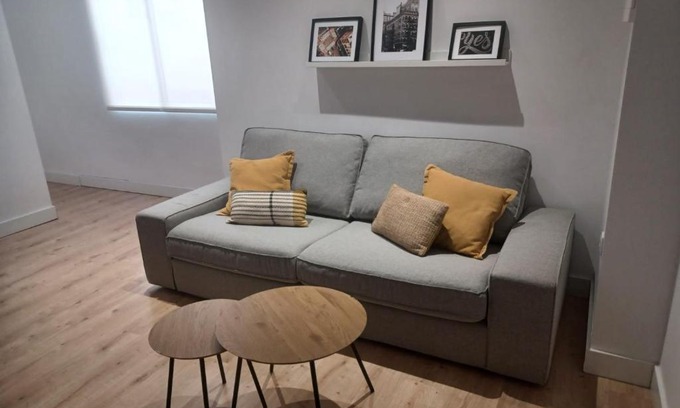 Lagunillas Apartment | Ana Bernal by HDC Apartments