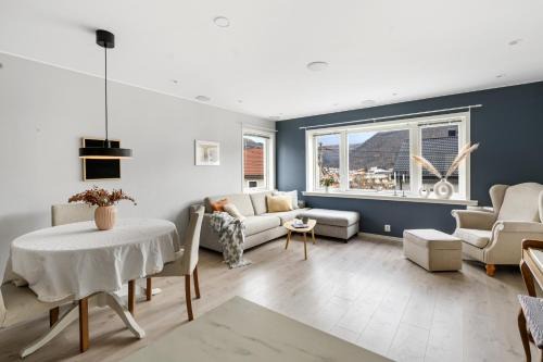 Arstad House | ANA's Bed & Breakfast