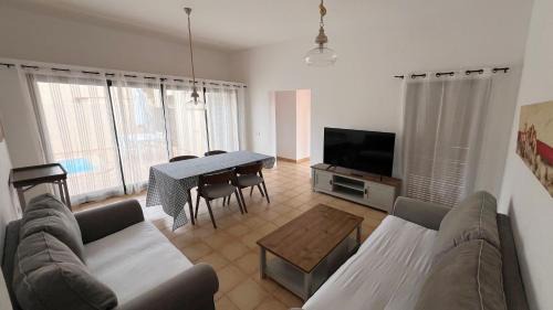 La Oliva House | Anahi Homes Corralejo- Dracaena 18