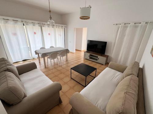 La Oliva House | Anahi Homes Corralejo- Villa Dracacena 14