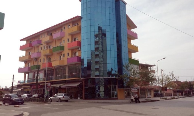 Divjake Hotel | Andrea Bashuri