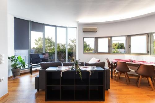 Markopoulon Villa | Andromeda-The Airport Home