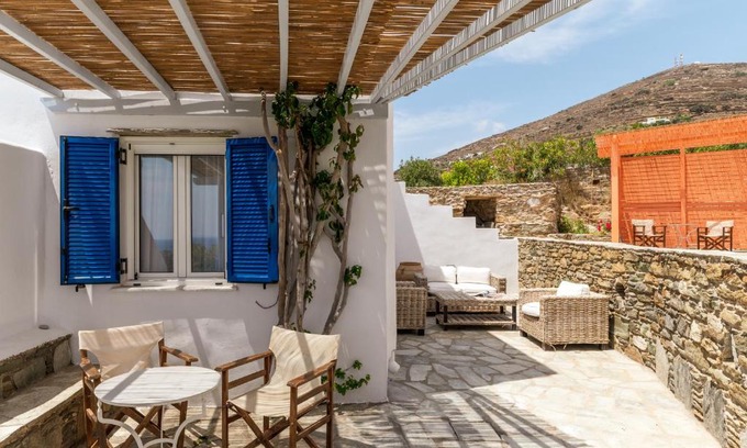 Agios Ioannis House | Anemologio 301 Tinos