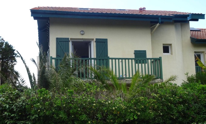 Anglet Apartment | ANGLET, love bedroom, apartment T3, facing GOLF LE PHARE
