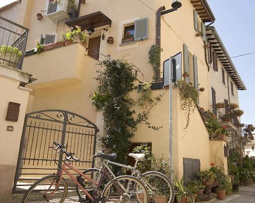 Castel Ritaldi House | Angolo del Gelsomino