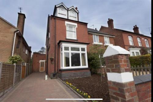 Kidderminster House | Anita's Home in Kidderminster