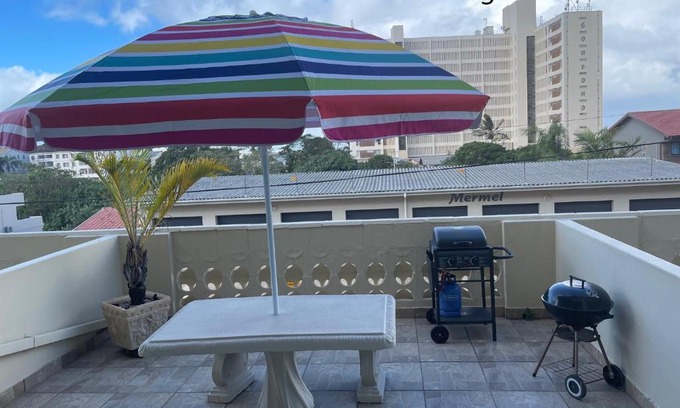 Margate Beach Apartment | Anju@Beach