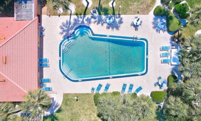 Seminole Condo | Annabelle's Intracoastal Condo 2 Bed/2 bath
