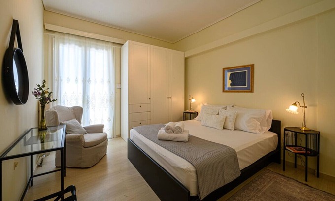 Kalamata Apartment | Anna’s apartment Historic Center
