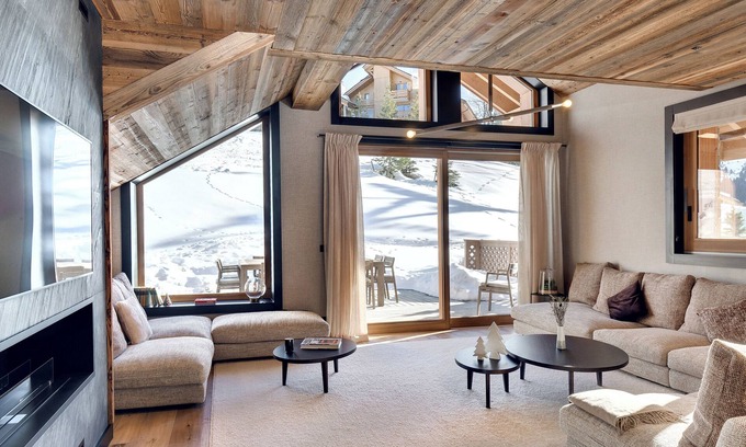 Meribel Centre Apartment | Antarès NAOS 203D - huge duplex luxury apartment ski in/ski out