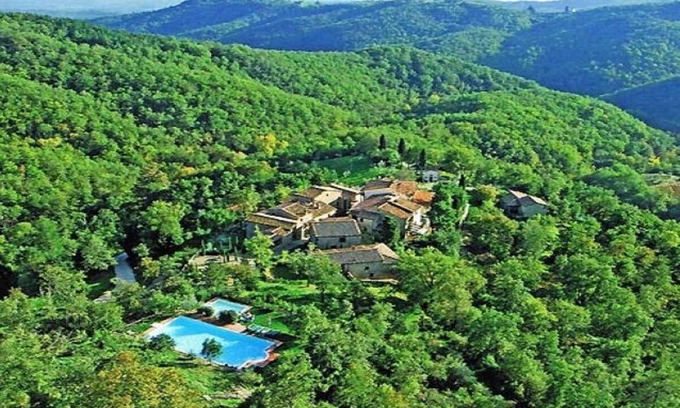 Gaiole in Chianti Apartment | Antico Borgo di Montefienali - Apartment il Portico