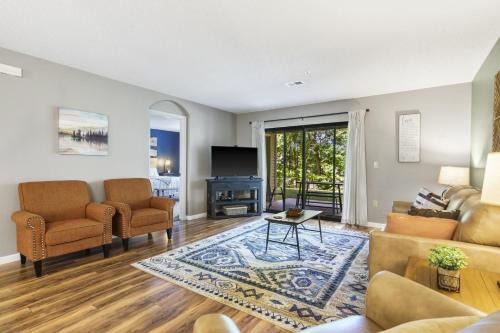 Branson House | Antler Ridge Retreat - 2 BDR