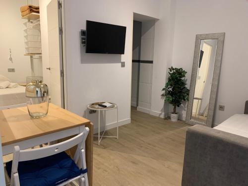 Triana Apartment | Aparbel Flota