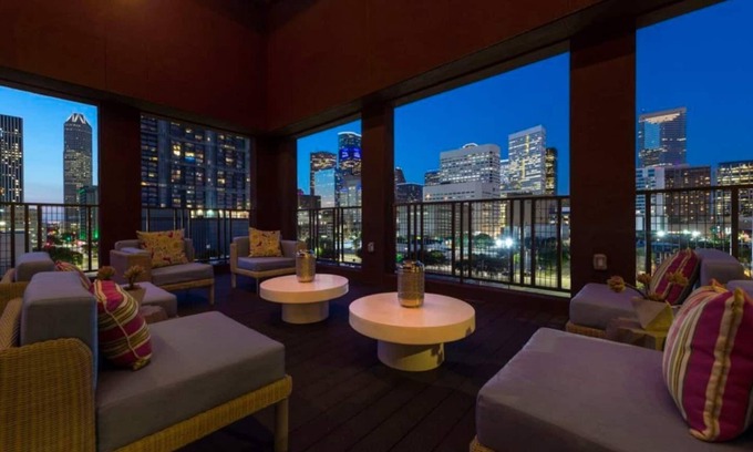 Central Business District Apartment | Apart Downtown 5min Stadium/Parks/Museum, 1 Bedroom, 1 Bath, FREE Parking, Wi-Fi