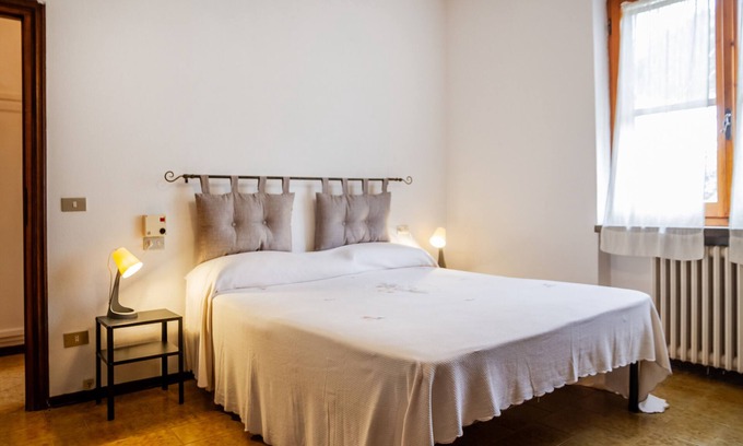 Le Rocchette Apartment | Apartment 'Villa Rodolfo' with Private Terrace, Private Garden and Air Conditioning