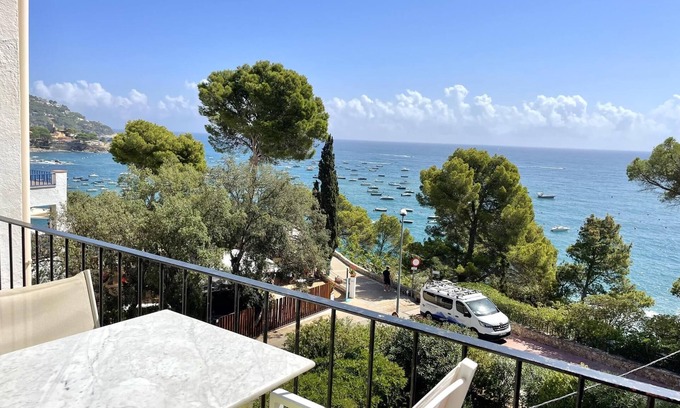 Calella de Palafrugell Apartment | Apartament Santa Agatha