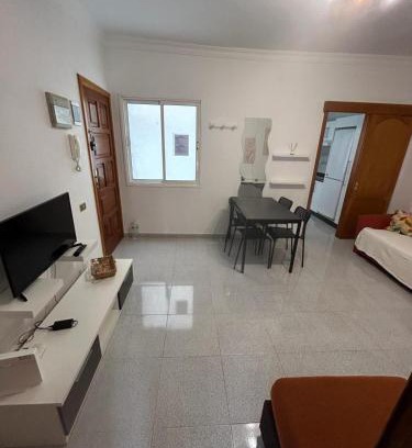 Las Palmas de Gran Canaria Apartment | Apartamento céntrico y luminoso ALCARAVANERAS