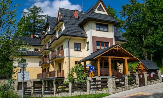 Zakopane Apartment | Apartament Cichy Zakątek z widokiem na góry