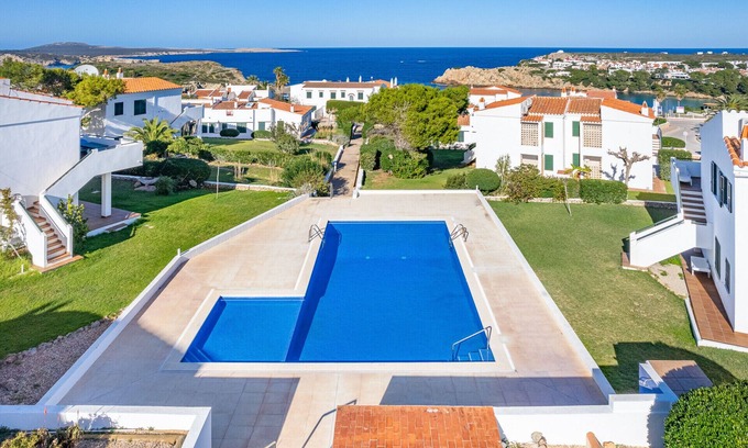 Arenal d'en Castell Apartment | Apartamento La Brisa By Escape Home