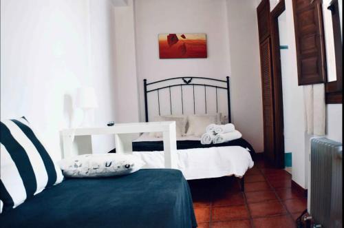 San Pedro Apartment | Apartament in the Historic Center of Albaicín, near the Alhambra