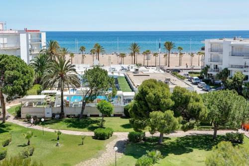 Grau i Platja Apartment | Apartamento 1ª linea by Hugo Beach Hotel - Mayores de 25