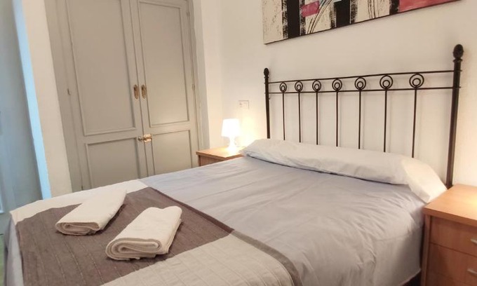 Central District Apartment | Apartamento En Centro Historico