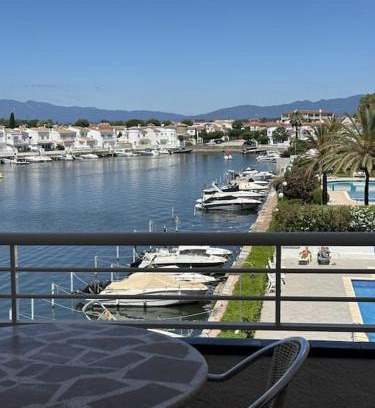Empuriabrava Apartment | Apartamento en el Canal de Empuriabrava III