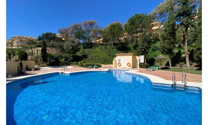 Elviria Apartment | Apartamento en Elviria Hills