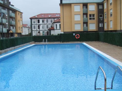 Val De San Vicente Apartment | APARTAMENTO EN URBANIZACION con PISCINA CENTRO DE UNQUERA-VAL DE SAN VICENTE IDEAL PAREJAS