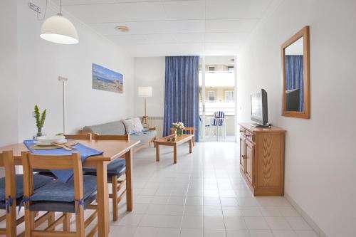 Colonia Sant Jordi Apartment | Apartamento Estándar 1