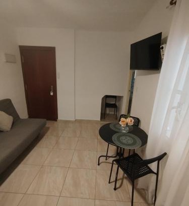 Ciudad Jardin Apartment | apartamento estudio serrano