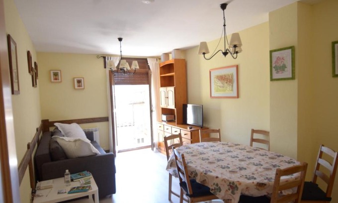 Biescas Apartment | Apartamento Peña Erata