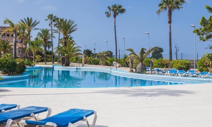 Centro Comercial Bahia Sur Apartment | Apartamento S. Fernando bahia sur